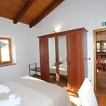 Holiday House San Pruti